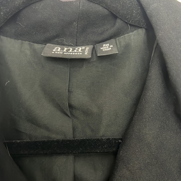 A.n.a. Petite medium faux leather and knit zippered jacket, black, pockets - Picture 2 of 6